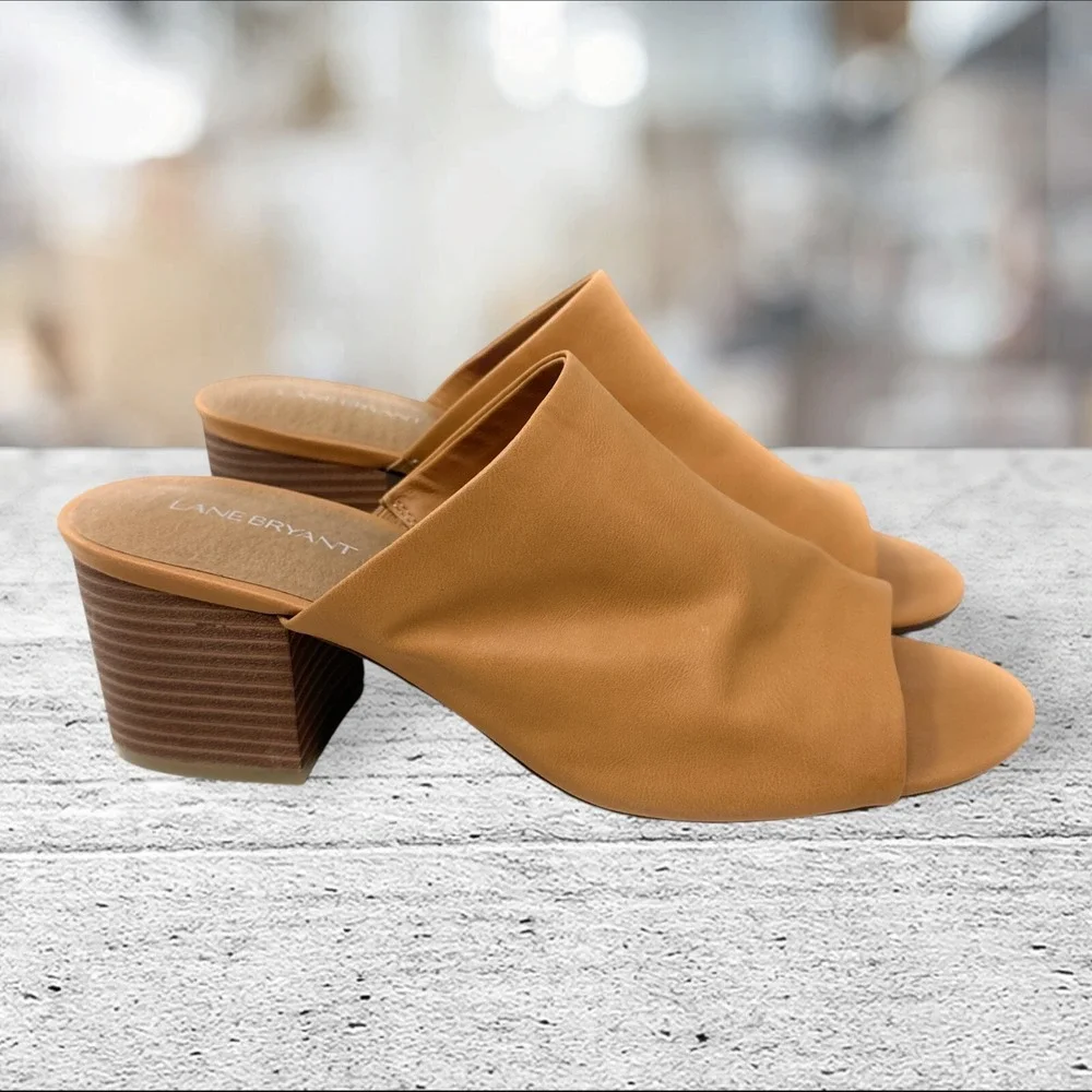 Lane Bryant Platform Shoes Slip On Clog casual Womens Size 11 W Logo Khaki brown